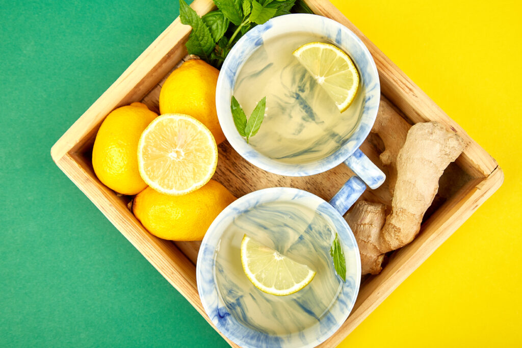 drinking detox tea to lose weight